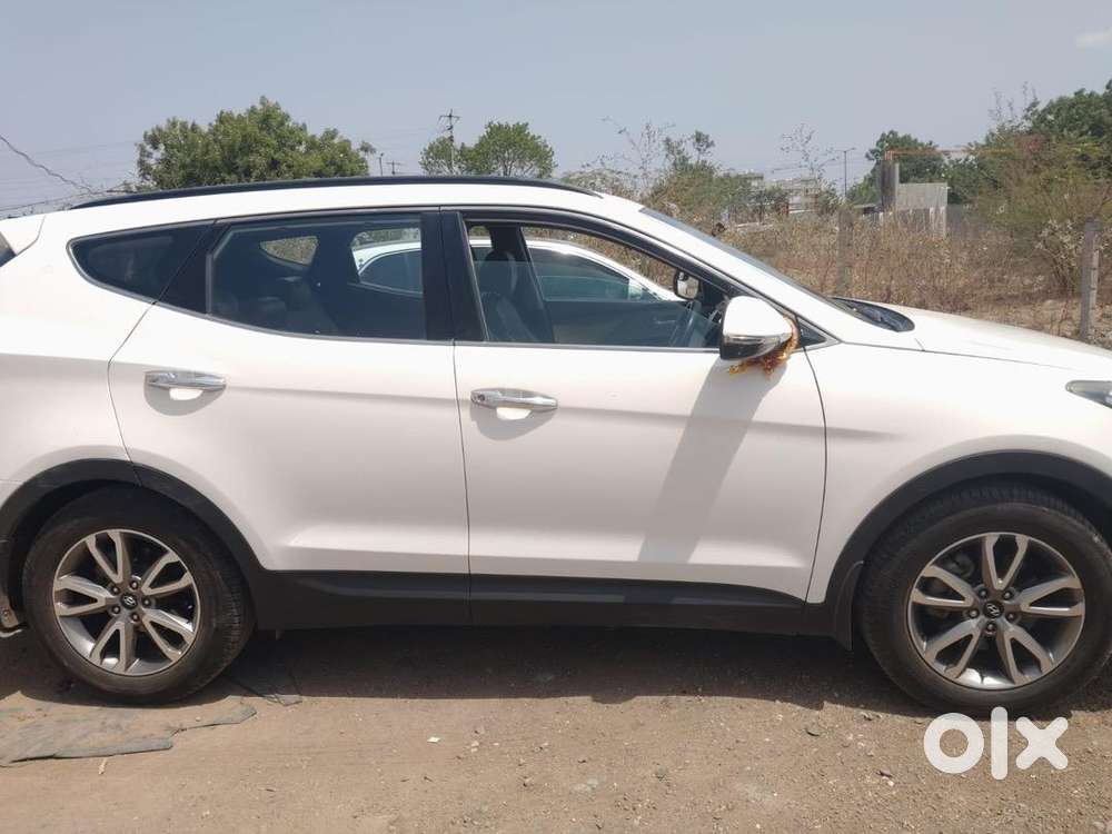 Hyundai Santa Fe 2014 Diesel Well Maintained