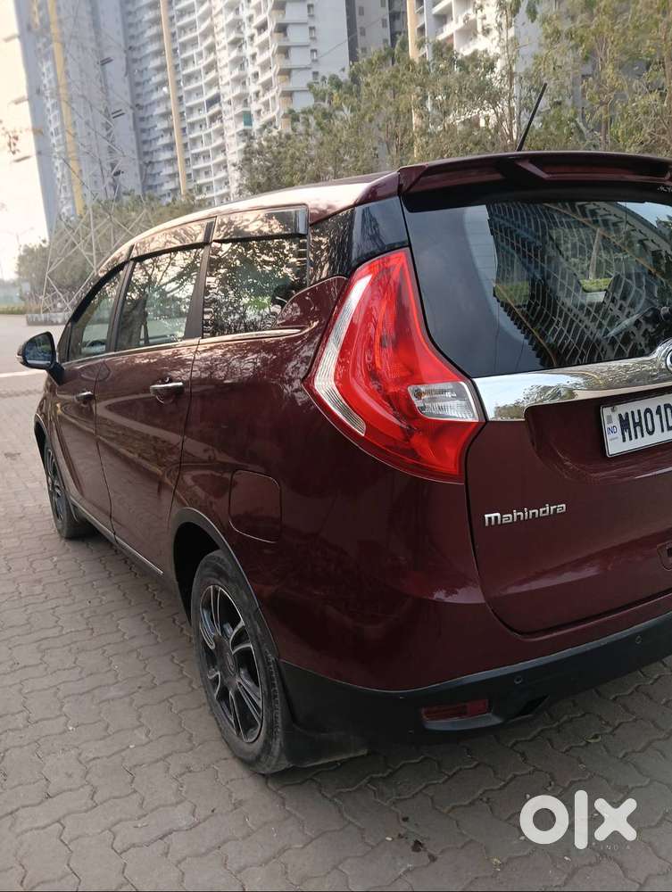 Mahindra Marazzo