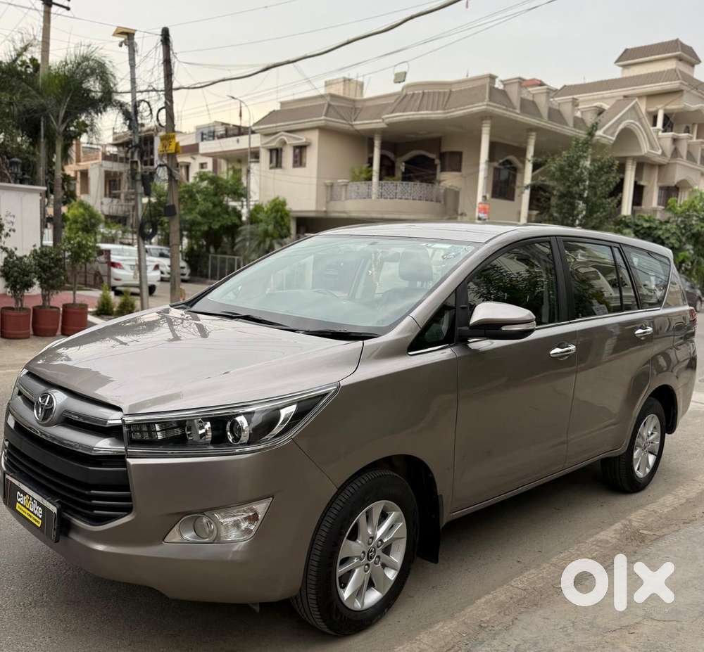 Toyota Innova Crysta 2.4 V 8 Str, 2017, Diesel