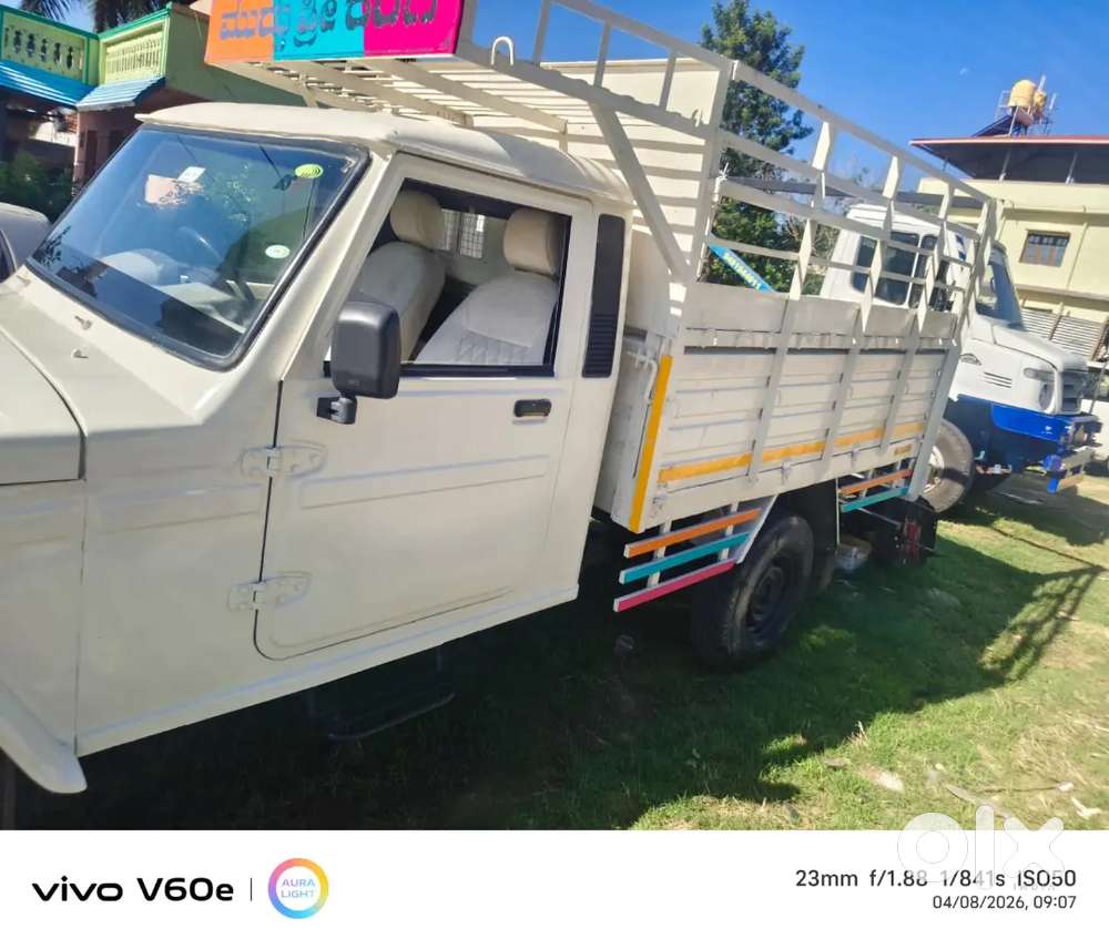 Mahindra Maxx 2010 Diesel 130000 Km Driven