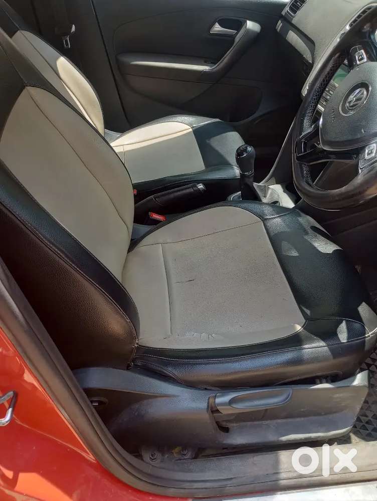 Volkswagen Crosspolo 2015 Diesel 100000 Km Driven Well Maintained,