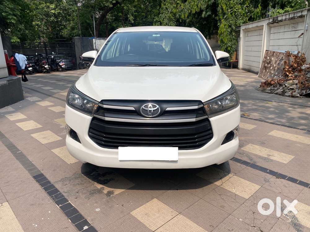 Toyota Innova Crysta 2.4 G Mt 7 Str, 2000, Diesel