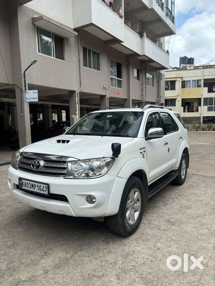 Toyota Fortuner 3.0 4x4 Manual, 2011, Diesel
