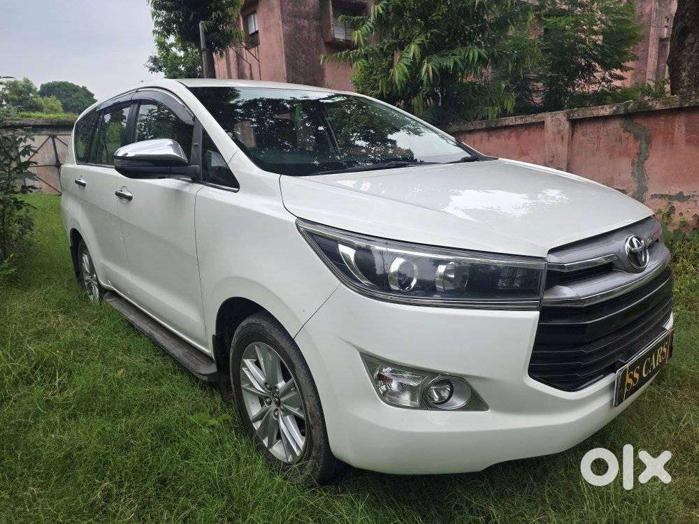 Toyota Innova Crysta 2.8 Gx At, 2018, Diesel