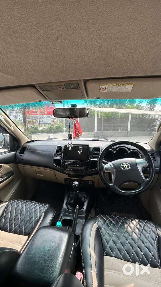 Toyota Fortuner 4x2 Manual, 2014, Diesel