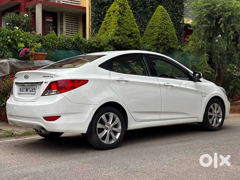 Hyundai Fluidic Verna 1.6 Vtvt Sx, 2012, Petrol