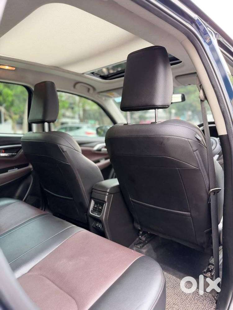 Maruti Suzuki Grand Vitara 1.5 Alpha Smart Hybrid At, 2023, Petrol