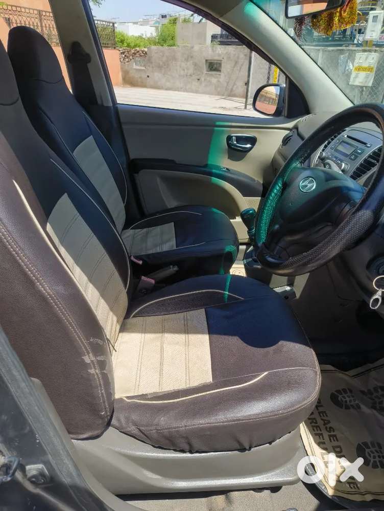 Urgent Sale: I10 Sportz 2011  82.5k Km  Clean & Maintained