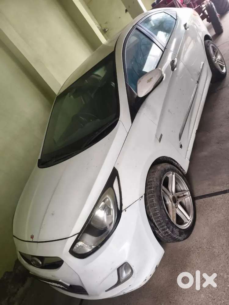 Hyundai Verna 1.6 Ex 2013