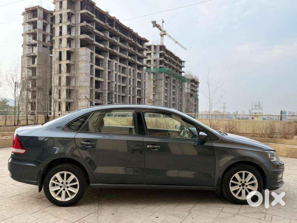 Volkswagen Vento 1.2 Tsi Highline Plus At, 2016, Petrol