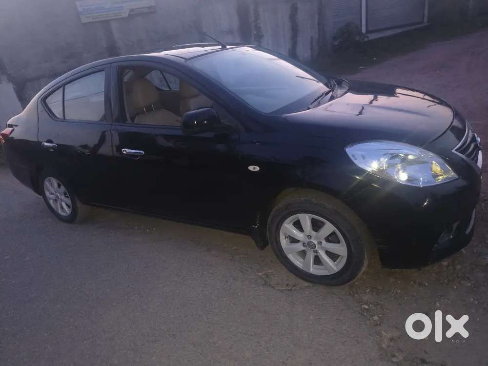 Nissan Sunny 2012 Edition