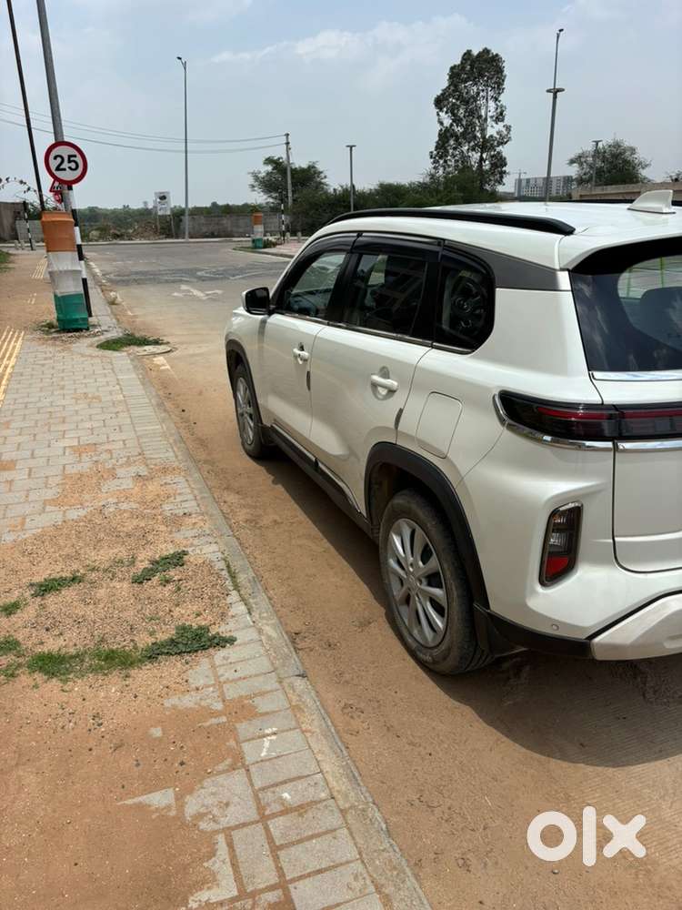 Maruti Suzuki Grand Vitara Petrol/hybrid