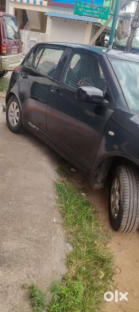 Swift 2006 Maruti Suzuki Petrol Manual