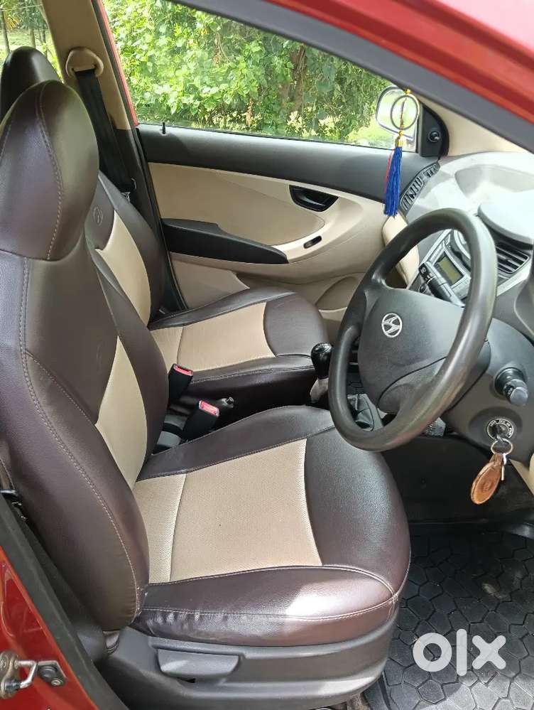 Hyundai Eon Magna 2012