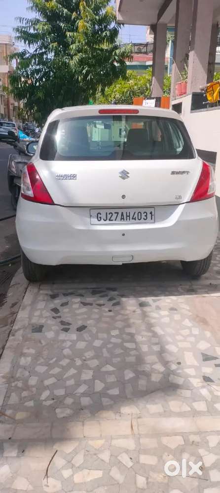 Maruti Suzuki Swift 2015