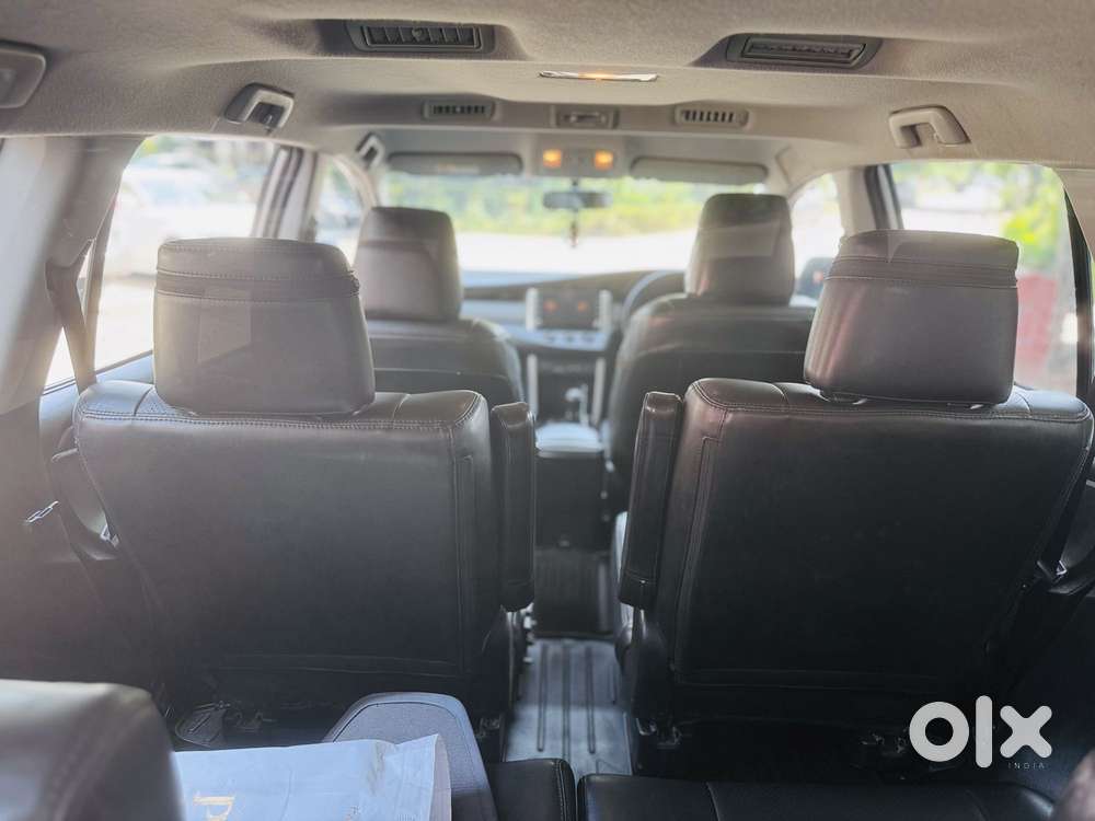 Toyota Innova Crysta [2020-ongoing] 2.7 Gx Mt 7 Str, 2022, Diesel