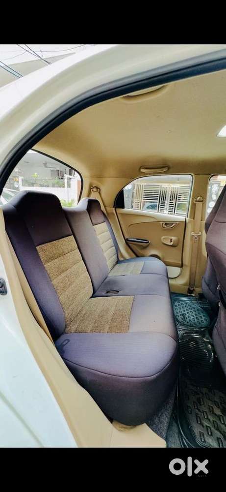 Honda Brio 2012 Petrol Well Maintained