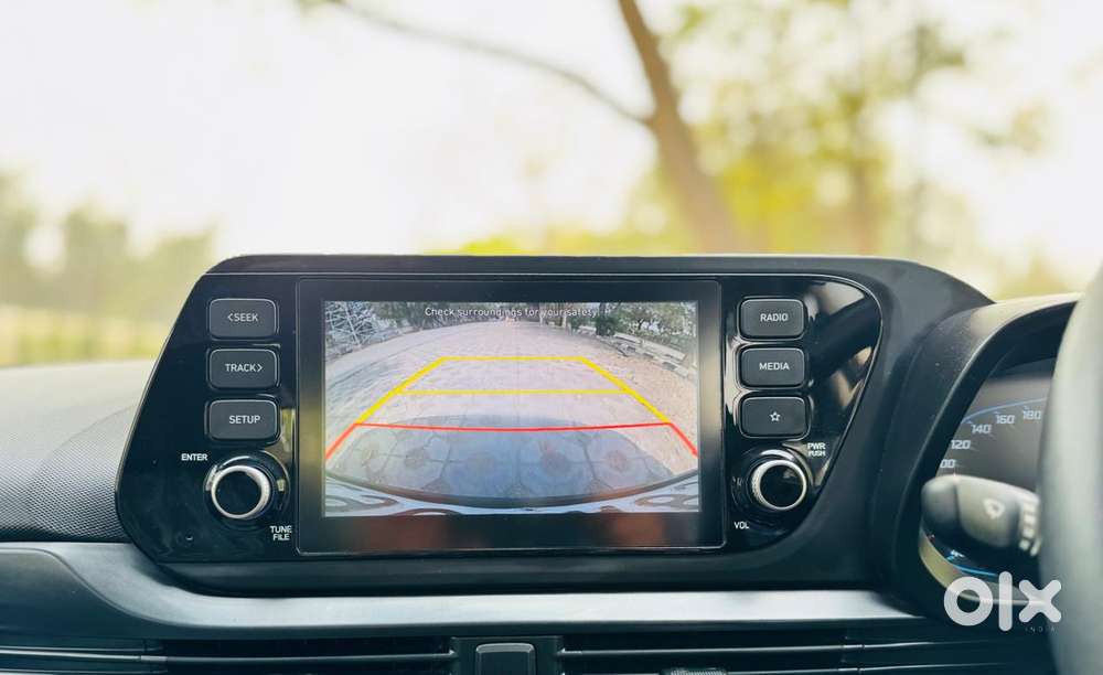 Hyundai I20 Sportz 1.2 Ivt Dual Tone, 2023, Petrol