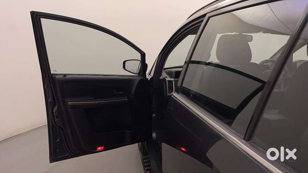 Tata Hexa Xta, 2017, Diesel