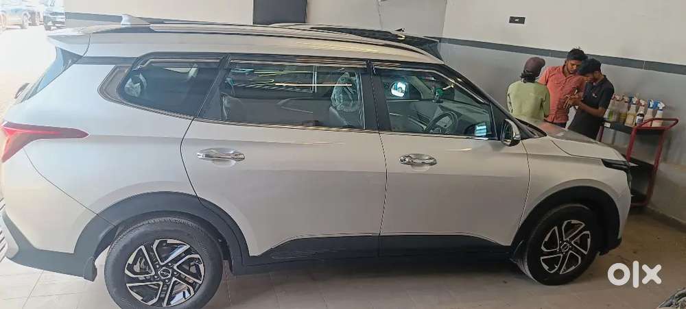 Kia Carens 2023 Diesel 69000 Km Driven