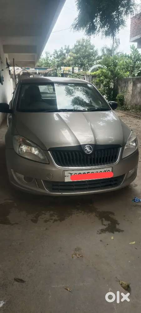 Skoda Rapid 1.6 Ambition 2014