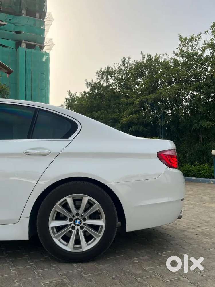 2013 Bmw 520d Luxury Line  2nd Owner  Company Service Record  Excel