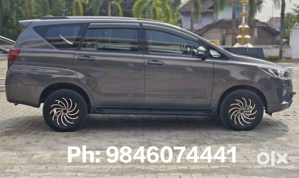 Toyota Innova Crysta 2.4 Gx Mt, 2017, Diesel