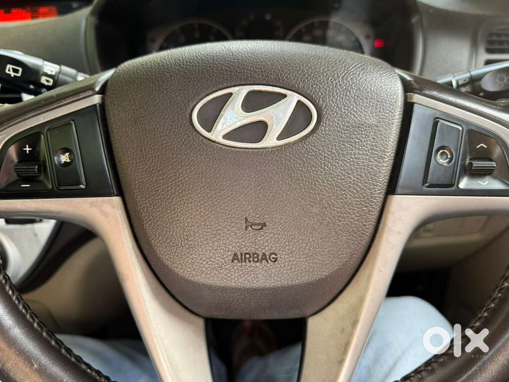 Hyundai I20 Limited Edition With Sunroof 1.4 Automatic