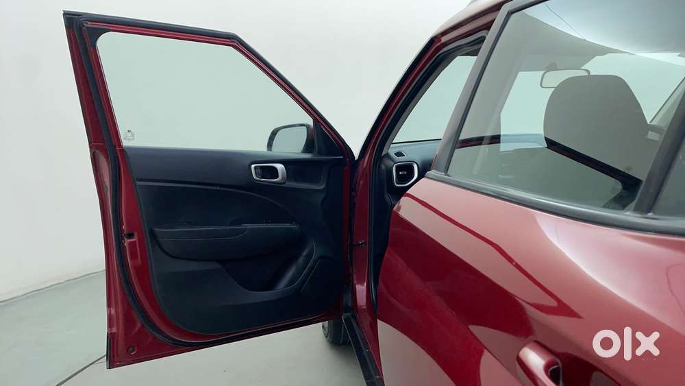 Hyundai Venue S Turbo Dct, 2019, Petrol