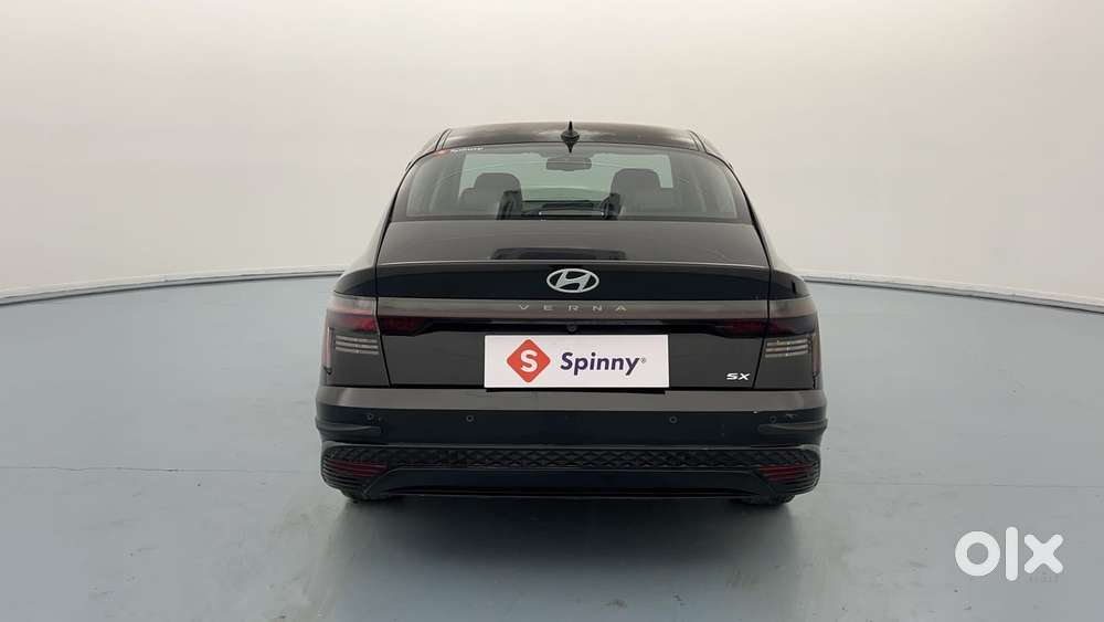 Hyundai Verna Sx 1.5 Petrol Ivt, 2023, Petrol