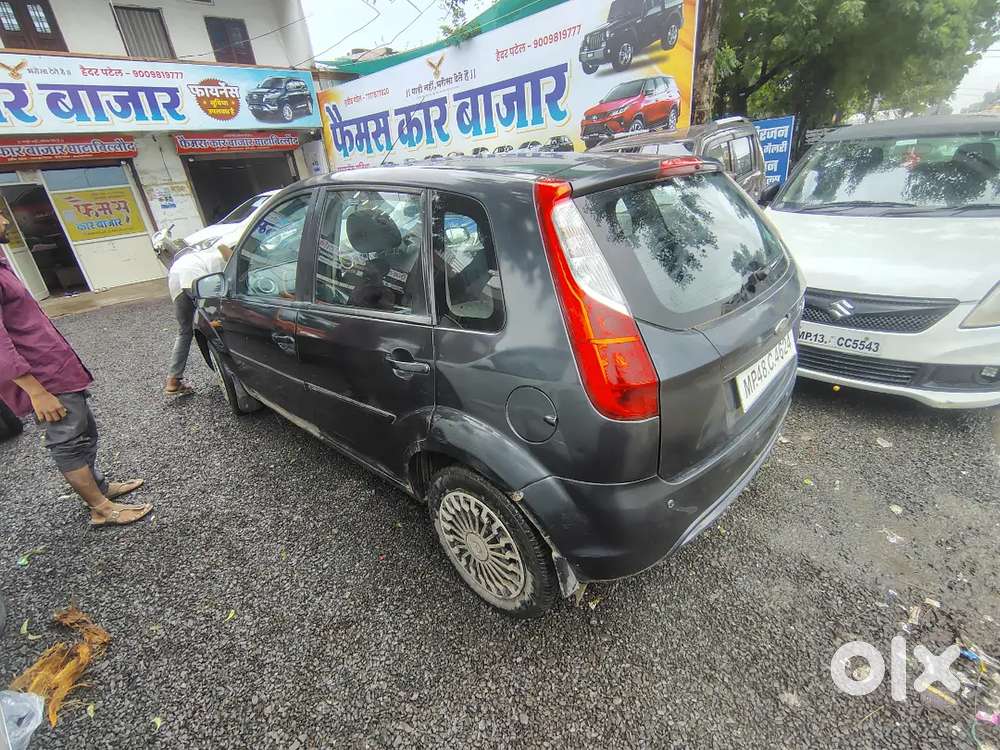 Ford Figo Diesel Zxi 2nd 2015
