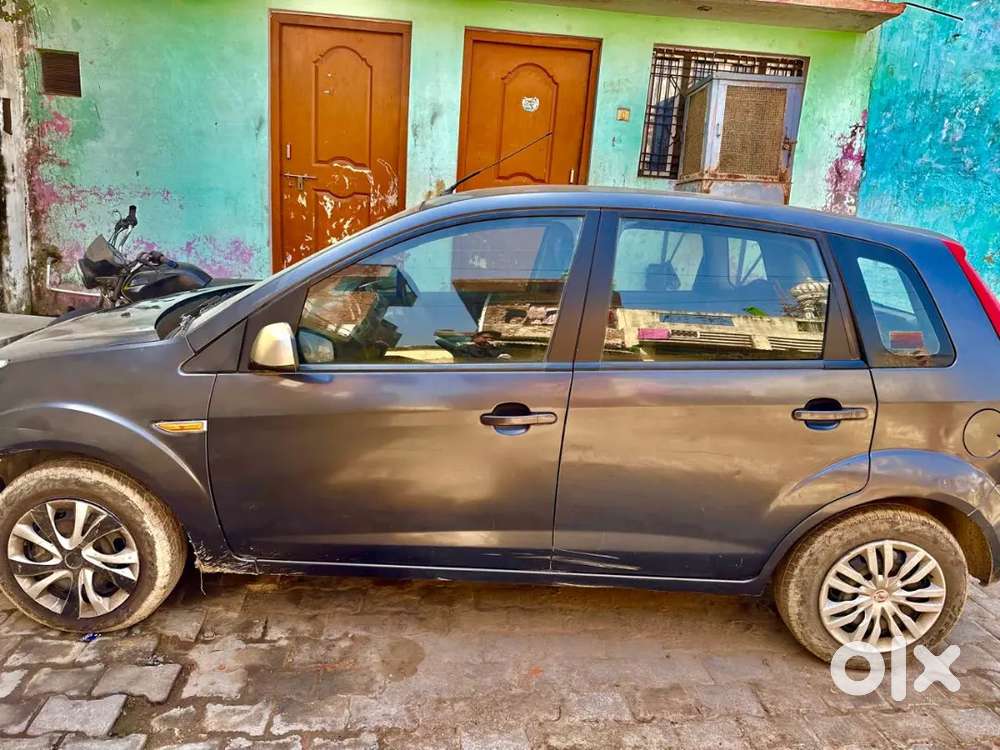 Ford Figo 2013 Petrol