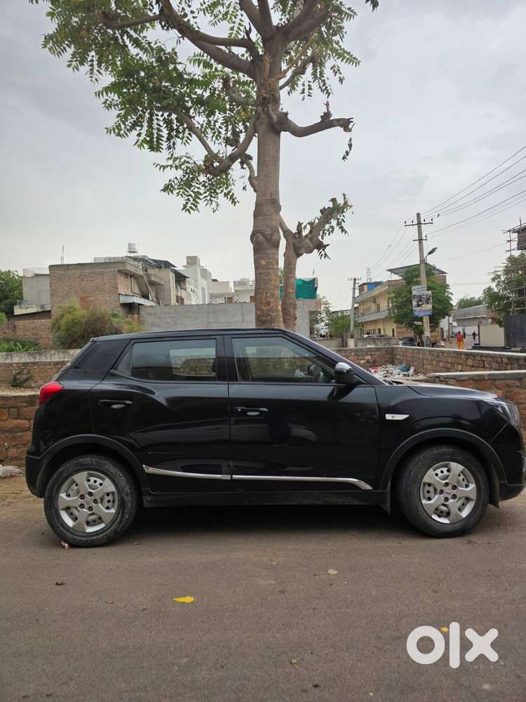 Mahindra Xuv300 Turbosport W4 (2021)  11,000 Km Driven