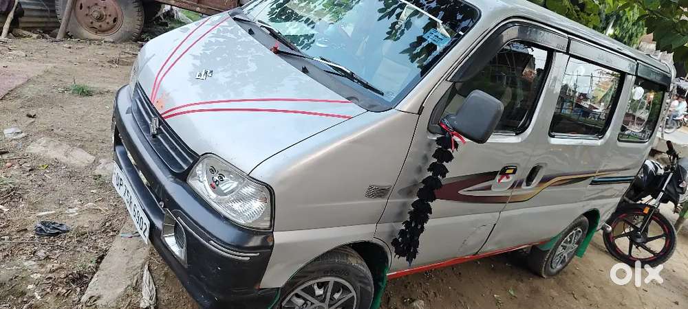Maruti Suzuki Eeco Smiles 2013