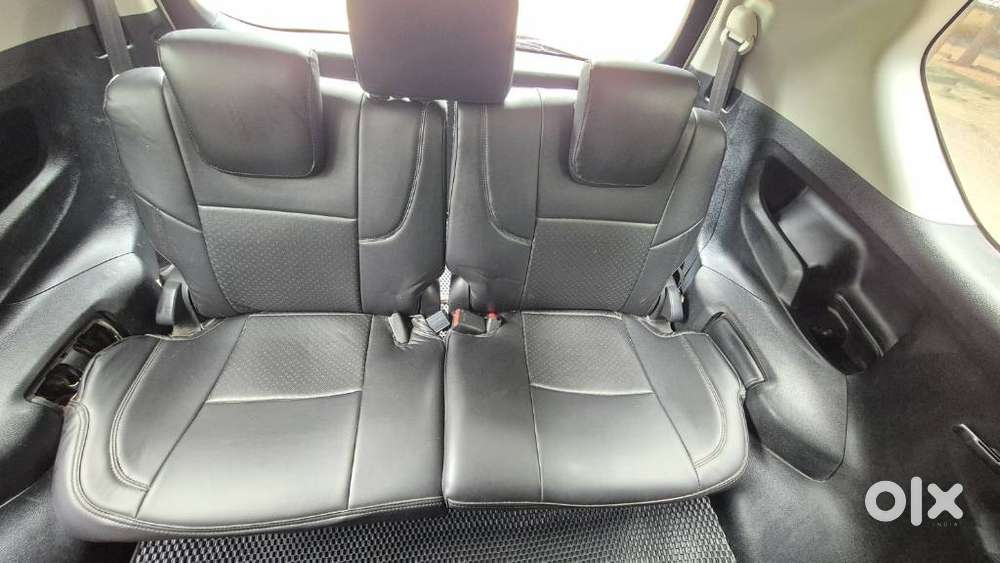 Toyota Innova Crysta 2.4 V 8 Str, 2016, Diesel