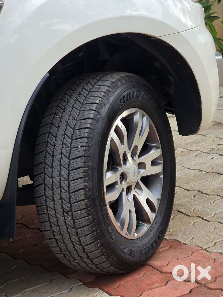 Ford Endeavour 2.2 Titanium At 4x2, 2017, Diesel