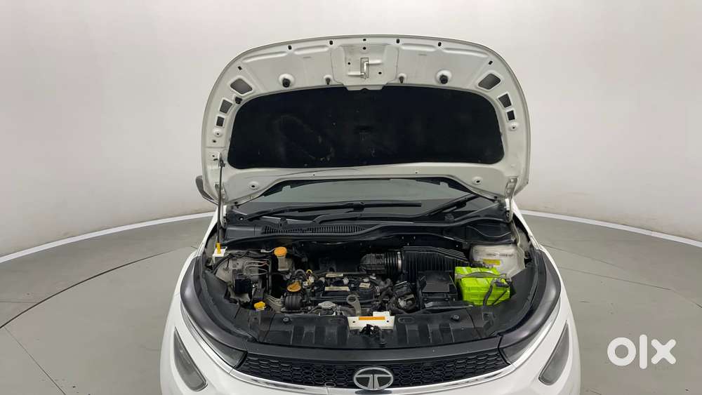 Tata Altroz Xz, 2020, Petrol