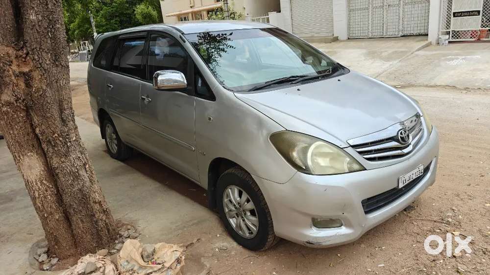 Toyota Innova 2009