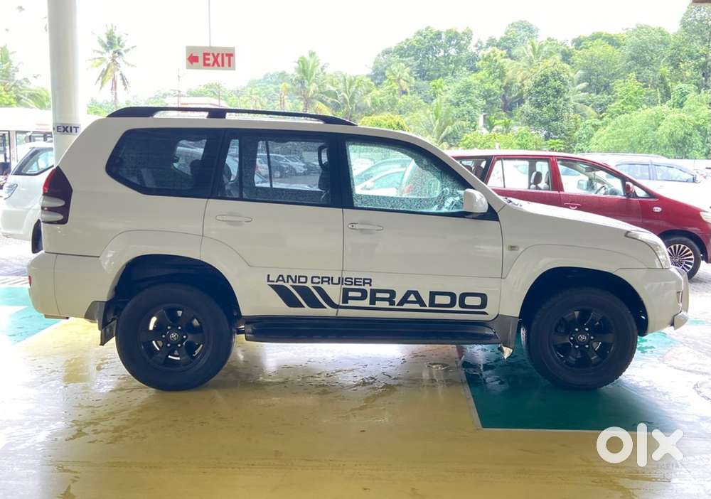 Toyota Landcruiser Prado Company Serviced