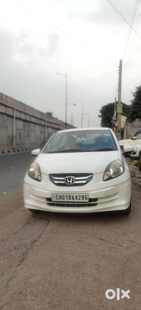 Honda Amaze, 2015, Petrol