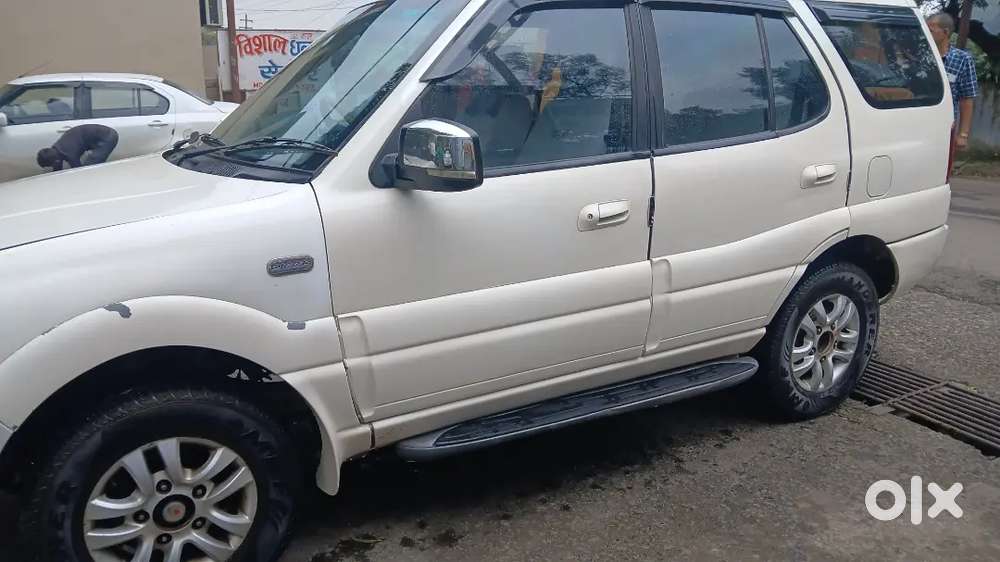 Tata Safari Gx Dicor 2011