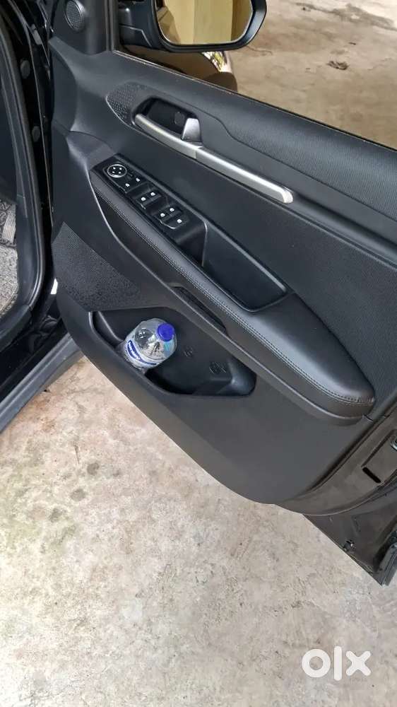Kia Sonet Showroom Condition