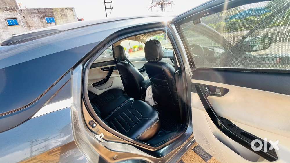 Tata Nexon Xz Plus Luxs, 2022, Petrol