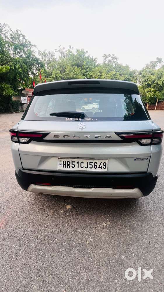 Maruti Suzuki Brezza 1.5 Zxi Smart Hybrid, 2023, Petrol