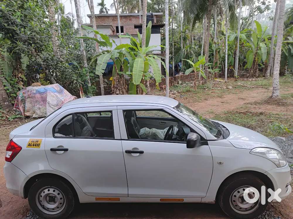 Maruti Suzuki Dzire 2022 Cng & Hybrids 236000 Km Driven