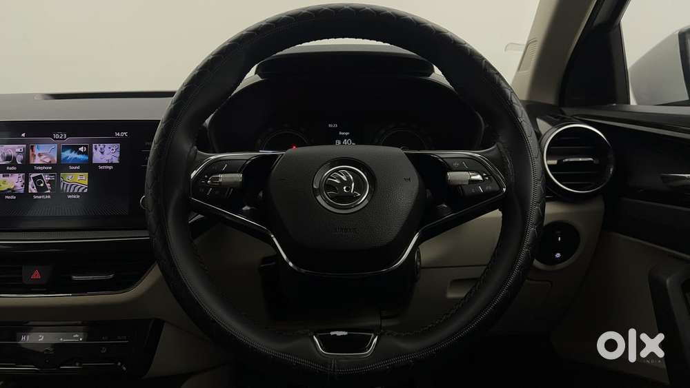 Skoda Slavia Ambition 1.0l Tsi Mt, 2023, Petrol