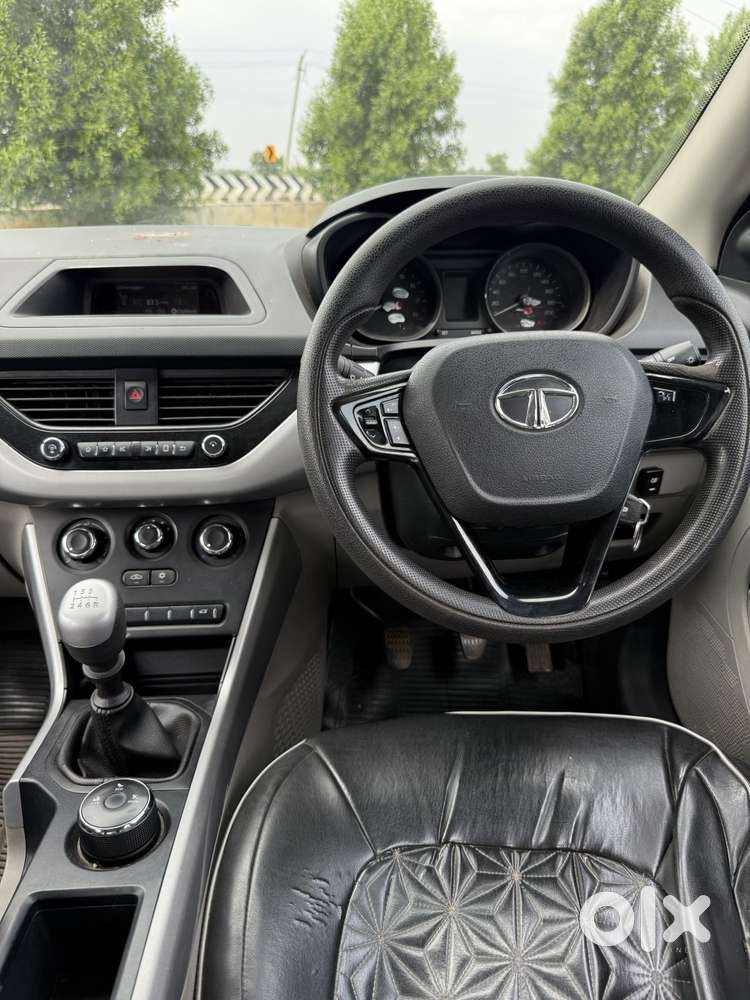 Tata Nexon 1.5 Revotorq Xm (s), 2019, Diesel