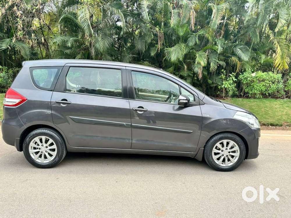Maruti Suzuki Ertiga Shvs Vdi, 2014, Petrol