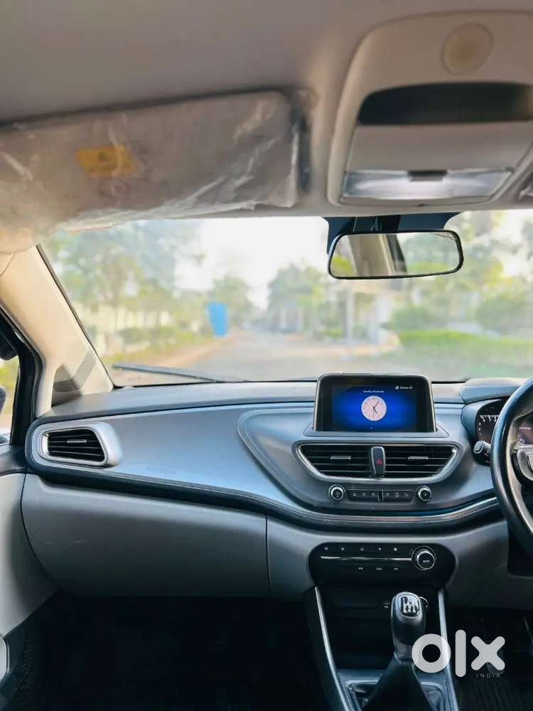 Tata Altroz 2020 Xz 1.2 Rtn Top Model Push Button Start