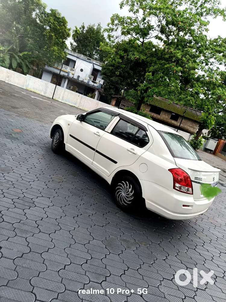 Maruti Suzuki Dzire 2011 Petrol Manual